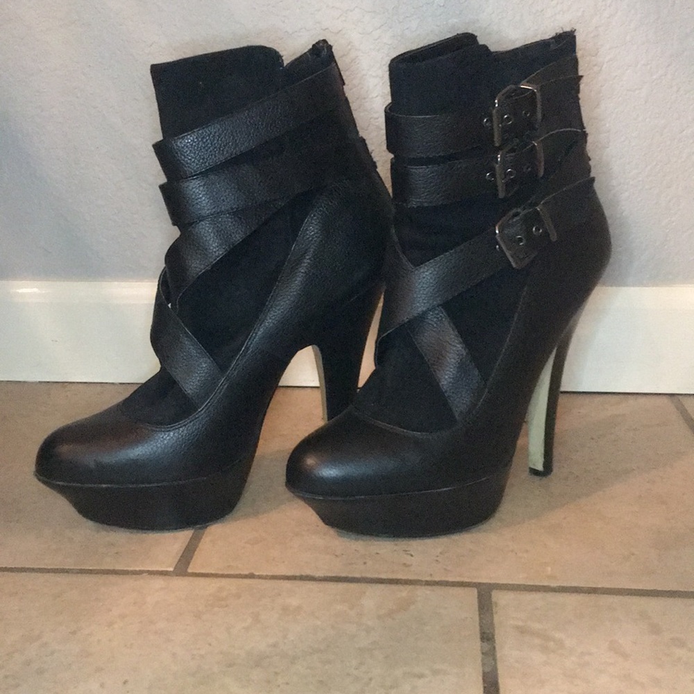 BeBe boots size 9